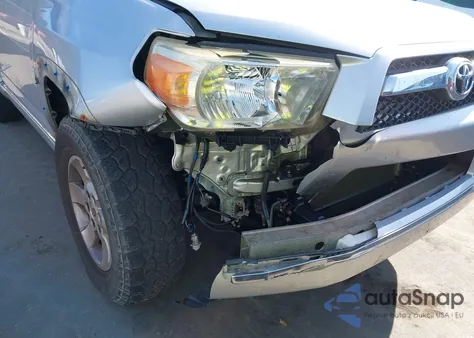 2010 Toyota 4Runner Sr5 V6 z USA, uszkodzony, nr VIN JTEZU5JR6A5011199